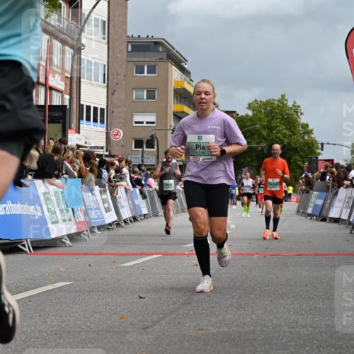 20.09.2026 - PSD Bank Halbmarathon J. Mangold http://msf.ph/oto/10519867 20.09.2026 11:49:59 Ziel 1048, 1236, 1241, 1537, 1604, 1774, 1814, 1983, 2890, 3083, 3382, 4498, 4605 meine-sportfotos.de