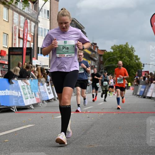 20.09.2026 - PSD Bank Halbmarathon J. Mangold http://msf.ph/oto/10519875 20.09.2026 11:50:00 Ziel 1048, 1236, 1241, 1537, 1604, 1774, 1814, 1983, 2890, 3083, 3382, 4498, 4605 meine-sportfotos.de