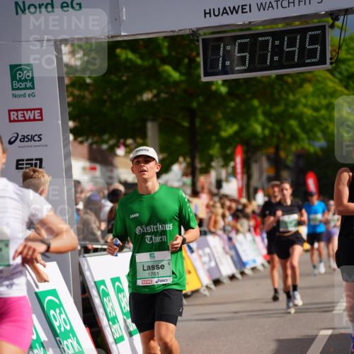 20.09.2026 - PSD Bank Halbmarathon LAZAROV Photography http://msf.ph/oto/10519881 20.09.2026 11:57:44 Ziel 1761, 2052, 2092, 2148, 2253, 2540, 3008, 3256, 3260, 3374, 4489 meine-sportfotos.de