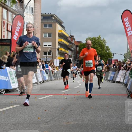 20.09.2026 - PSD Bank Halbmarathon J. Mangold http://msf.ph/oto/10519882 20.09.2026 11:50:02 Ziel 1236, 1309, 1537, 1602, 1604, 1774, 1814, 1983, 2371, 2890, 3083, 3382, 4104, 4498 meine-sportfotos.de