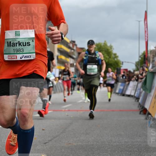 20.09.2026 - PSD Bank Halbmarathon J. Mangold http://msf.ph/oto/10519899 20.09.2026 11:50:05 Ziel 1236, 1309, 1537, 1602, 1604, 1774, 1814, 1983, 2371, 3083, 3576, 4104 meine-sportfotos.de