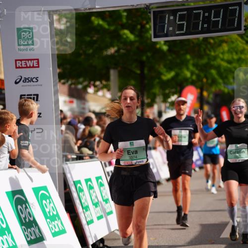 20.09.2026 - PSD Bank Halbmarathon LAZAROV Photography http://msf.ph/oto/10519913 20.09.2026 11:57:47 Ziel 1052, 1761, 2052, 2092, 2148, 2253, 2540, 3256, 3260, 3374, 3624, 3935, 4489 meine-sportfotos.de