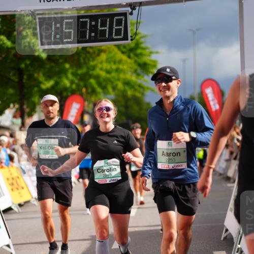 20.09.2026 - PSD Bank Halbmarathon LAZAROV Photography http://msf.ph/oto/10519917 20.09.2026 11:57:48 Ziel 1052, 1301, 1761, 2052, 2092, 2148, 2253, 2540, 3256, 3260, 3374, 3624, 3935, 4489 meine-sportfotos.de