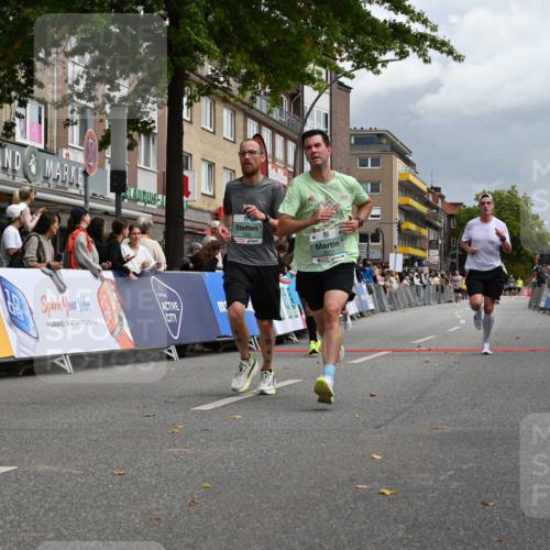 20.09.2026 - PSD Bank Halbmarathon J. Mangold http://msf.ph/oto/10519931 20.09.2026 11:50:16 Ziel 1902, 2258, 2371, 2627, 3513, 3576, 3961, 4660 meine-sportfotos.de