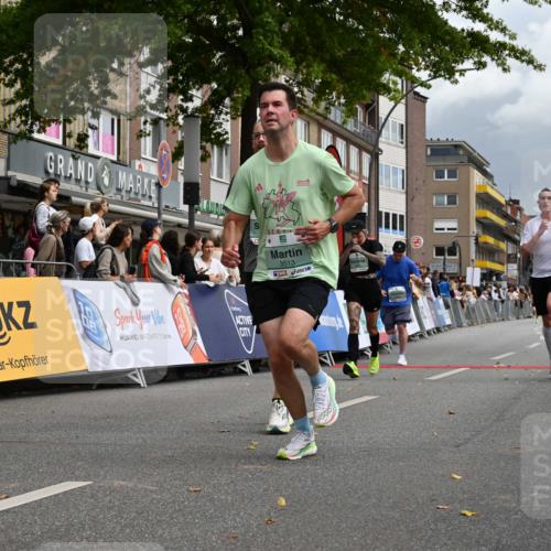 20.09.2026 - PSD Bank Halbmarathon J. Mangold http://msf.ph/oto/10519935 20.09.2026 11:50:17 Ziel 1902, 2258, 2627, 3513, 3576, 3961, 4660 meine-sportfotos.de