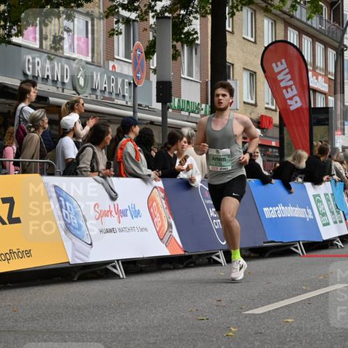 20.09.2026 - PSD Bank Halbmarathon J. Mangold http://msf.ph/oto/10519956 20.09.2026 11:50:29 Ziel 2273, 2304, 2745 meine-sportfotos.de