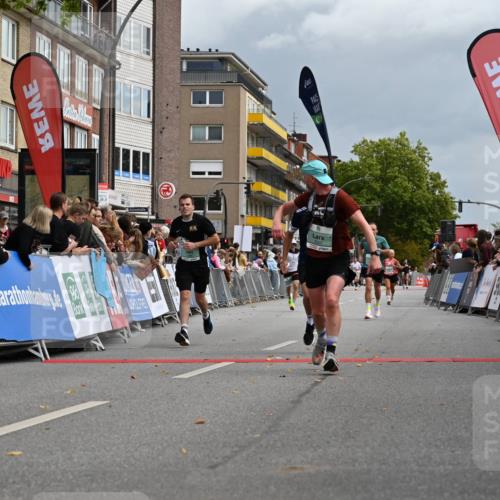 20.09.2026 - PSD Bank Halbmarathon J. Mangold http://msf.ph/oto/10519966 20.09.2026 11:50:31 Ziel 1763, 2273, 2304, 2745 meine-sportfotos.de