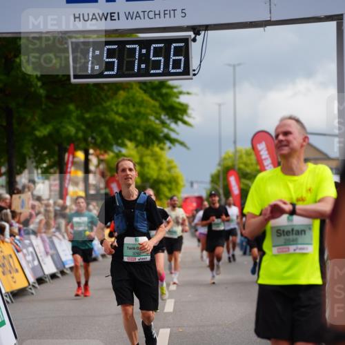 20.09.2026 - PSD Bank Halbmarathon LAZAROV Photography http://msf.ph/oto/10519990 20.09.2026 11:57:56 Ziel 1052, 1301, 1709, 1711, 2092, 2846, 3107, 3624, 3762, 3935, 4589 meine-sportfotos.de
