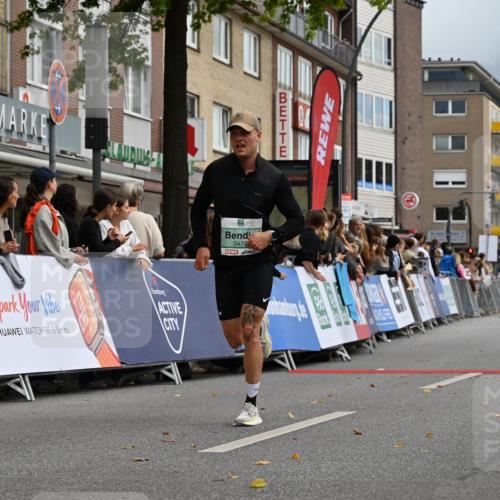 20.09.2026 - PSD Bank Halbmarathon J. Mangold http://msf.ph/oto/10520000 20.09.2026 11:50:47 Ziel 3323, 3356, 3473, 3858, 4535 meine-sportfotos.de