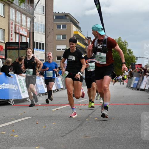 20.09.2026 - PSD Bank Halbmarathon J. Mangold http://msf.ph/oto/10520027 20.09.2026 11:50:57 Ziel 1003, 1459, 1625, 2249, 2942, 2957, 3917, 4101, 4314, 4772 meine-sportfotos.de