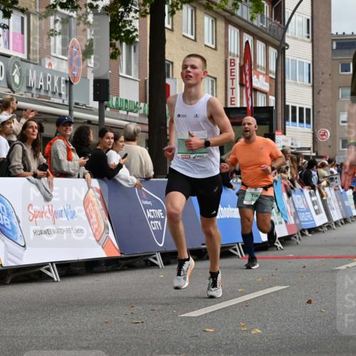 20.09.2026 - PSD Bank Halbmarathon J. Mangold http://msf.ph/oto/10520066 20.09.2026 11:51:12 Ziel 1006, 2949, 3972, 3997, 4231, 4594, 4595 meine-sportfotos.de