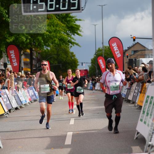 20.09.2026 - PSD Bank Halbmarathon LAZAROV Photography http://msf.ph/oto/10520086 20.09.2026 11:58:08 Ziel 1140, 1210, 1311, 1313, 1530, 1592, 2531, 2935, 3280, 3941, 4327, 4610 meine-sportfotos.de