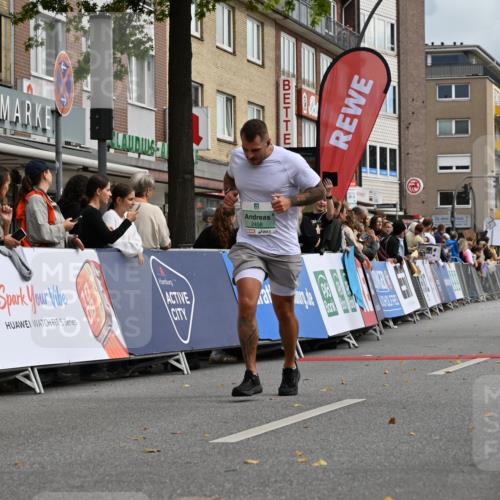 20.09.2026 - PSD Bank Halbmarathon J. Mangold http://msf.ph/oto/10520122 20.09.2026 11:51:23 Ziel 2458, 2814, 3866 meine-sportfotos.de