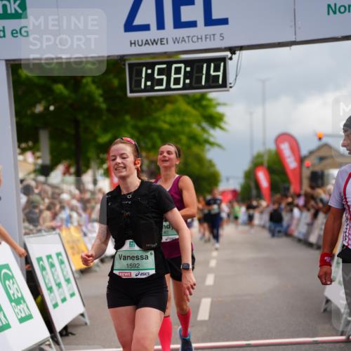 20.09.2026 - PSD Bank Halbmarathon LAZAROV Photography http://msf.ph/oto/10520124 20.09.2026 11:58:13 Ziel 1140, 1311, 1313, 1592, 2448, 4597, 4635 meine-sportfotos.de