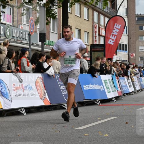 20.09.2026 - PSD Bank Halbmarathon J. Mangold http://msf.ph/oto/10520125 20.09.2026 11:51:23 Ziel 2458, 2814, 3866 meine-sportfotos.de