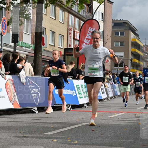 20.09.2026 - PSD Bank Halbmarathon J. Mangold http://msf.ph/oto/10520153 20.09.2026 11:51:31 Ziel 1157, 1169, 1356, 2463, 2685, 2814, 3866, 4031, 4102, 4579, 4618 meine-sportfotos.de