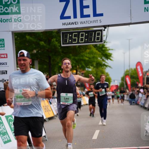 20.09.2026 - PSD Bank Halbmarathon LAZAROV Photography http://msf.ph/oto/10520154 20.09.2026 11:58:18 Ziel 1020, 1140, 1311, 1313, 1406, 1592, 2448, 2900, 2993, 4528, 4597, 4635 meine-sportfotos.de