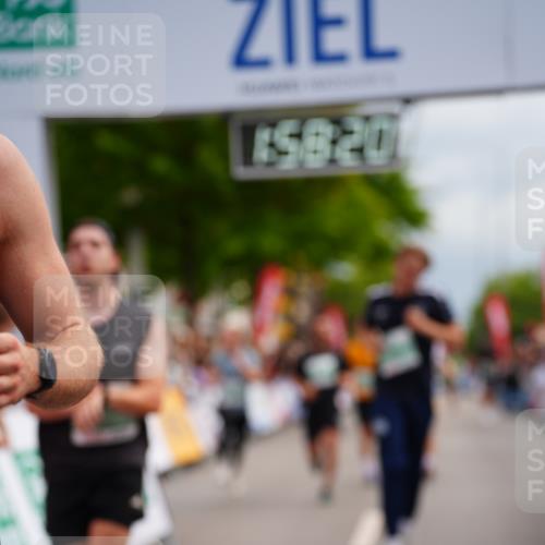 20.09.2026 - PSD Bank Halbmarathon LAZAROV Photography http://msf.ph/oto/10520162 20.09.2026 11:58:20 Ziel 1020, 1140, 1406, 1592, 2448, 2900, 2993, 4528, 4597, 4635, 4659 meine-sportfotos.de