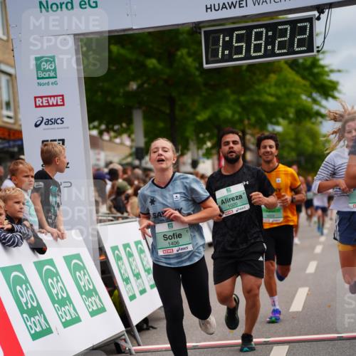 20.09.2026 - PSD Bank Halbmarathon LAZAROV Photography http://msf.ph/oto/10520177 20.09.2026 11:58:22 Ziel 1020, 1406, 2448, 2900, 2993, 4528, 4597, 4635, 4659 meine-sportfotos.de