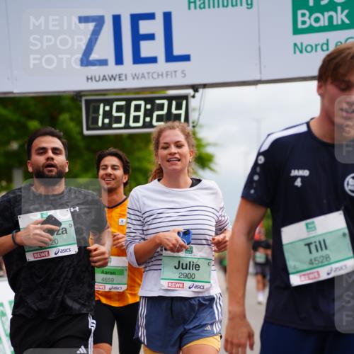 20.09.2026 - PSD Bank Halbmarathon LAZAROV Photography http://msf.ph/oto/10520192 20.09.2026 11:58:23 Ziel 1020, 1406, 2448, 2900, 2993, 4528, 4597, 4635, 4659 meine-sportfotos.de