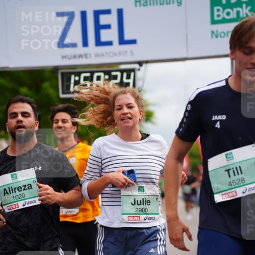 20.09.2026 - PSD Bank Halbmarathon LAZAROV Photography http://msf.ph/oto/10520198 20.09.2026 11:58:24 Ziel 1020, 1406, 2585, 2900, 2993, 4528, 4597, 4635, 4659 meine-sportfotos.de