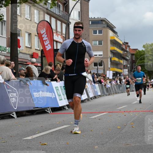 20.09.2026 - PSD Bank Halbmarathon J. Mangold http://msf.ph/oto/10520222 20.09.2026 11:51:53 Ziel 1729, 2830, 3049, 3327 meine-sportfotos.de