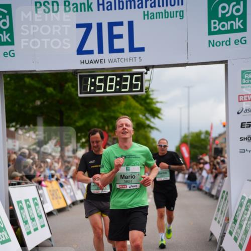 20.09.2026 - PSD Bank Halbmarathon LAZAROV Photography http://msf.ph/oto/10520266 20.09.2026 11:58:34 Ziel 1398, 1621, 2577, 2585, 2612, 3604, 3801, 4623, 4641, 4750 meine-sportfotos.de