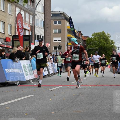 20.09.2026 - PSD Bank Halbmarathon J. Mangold http://msf.ph/oto/10520275 20.09.2026 11:52:09 Ziel 1130, 1152, 1889, 3042, 3047, 3512, 3664, 3737, 4539, 4609, 4680, 4789 meine-sportfotos.de
