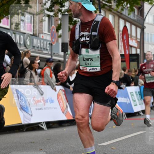 20.09.2026 - PSD Bank Halbmarathon J. Mangold http://msf.ph/oto/10520287 20.09.2026 11:52:11 Ziel 1130, 1152, 1889, 3042, 3047, 3512, 3664, 3737, 4539, 4609, 4714, 4789 meine-sportfotos.de