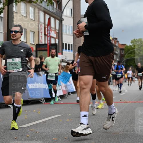 20.09.2026 - PSD Bank Halbmarathon J. Mangold http://msf.ph/oto/10520306 20.09.2026 11:52:15 Ziel 1130, 1152, 1196, 1254, 1732, 1889, 3042, 3047, 3512, 3664, 4071, 4609, 4714, 4789 meine-sportfotos.de