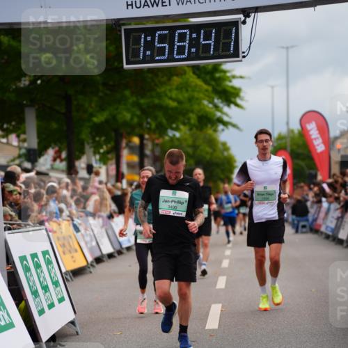 20.09.2026 - PSD Bank Halbmarathon LAZAROV Photography http://msf.ph/oto/10520311 20.09.2026 11:58:40 Ziel 1398, 1621, 1956, 2612, 3183, 3490, 3604, 3801, 4623 meine-sportfotos.de