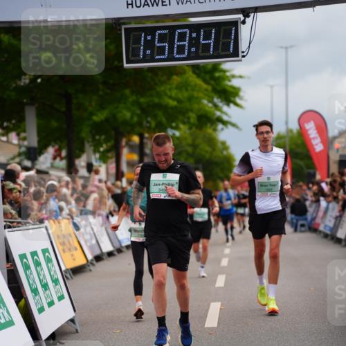 20.09.2026 - PSD Bank Halbmarathon LAZAROV Photography http://msf.ph/oto/10520314 20.09.2026 11:58:41 Ziel 1621, 1795, 1956, 2612, 3183, 3490, 3604, 3801, 4013 meine-sportfotos.de