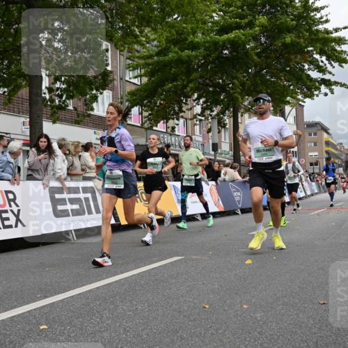 20.09.2026 - PSD Bank Halbmarathon J. Mangold http://msf.ph/oto/10520316 20.09.2026 11:52:18 Ziel 1130, 1152, 1196, 1254, 1732, 1889, 3042, 3047, 3512, 3664, 4071, 4609, 4714, 4768, 4789 meine-sportfotos.de