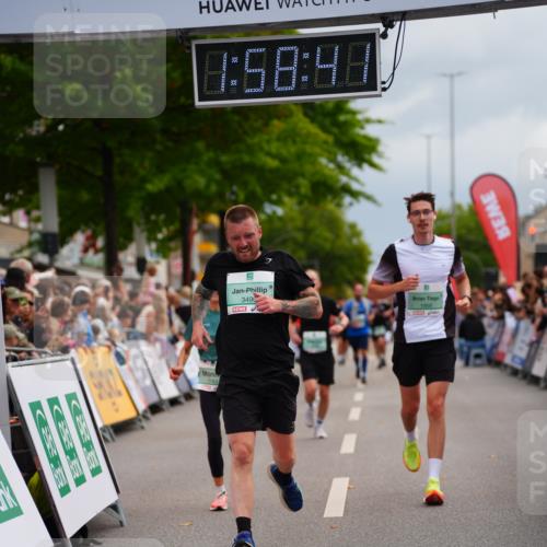 20.09.2026 - PSD Bank Halbmarathon LAZAROV Photography http://msf.ph/oto/10520317 20.09.2026 11:58:41 Ziel 1621, 1795, 1956, 2612, 3183, 3490, 3604, 3801, 4013 meine-sportfotos.de