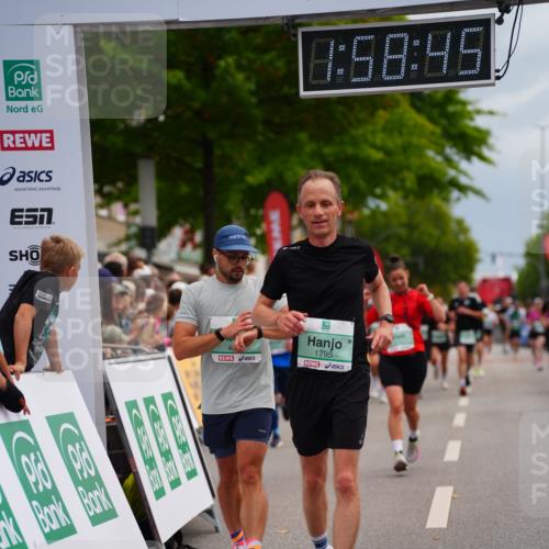 20.09.2026 - PSD Bank Halbmarathon LAZAROV Photography http://msf.ph/oto/10520358 20.09.2026 11:58:45 Ziel 1741, 1795, 1956, 2290, 3183, 3490, 4013 meine-sportfotos.de