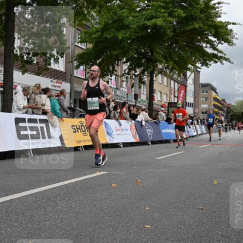 20.09.2026 - PSD Bank Halbmarathon J. Mangold http://msf.ph/oto/10520375 20.09.2026 11:52:29 Ziel 1853, 2028, 2113, 3227, 3515, 4071, 4768 meine-sportfotos.de