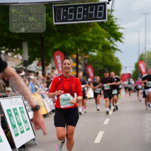 20.09.2026 - PSD Bank Halbmarathon LAZAROV Photography http://msf.ph/oto/10520386 20.09.2026 11:58:47 Ziel 1741, 1795, 1936, 1956, 2290, 3183, 3490, 4013, 4570, 4572 meine-sportfotos.de