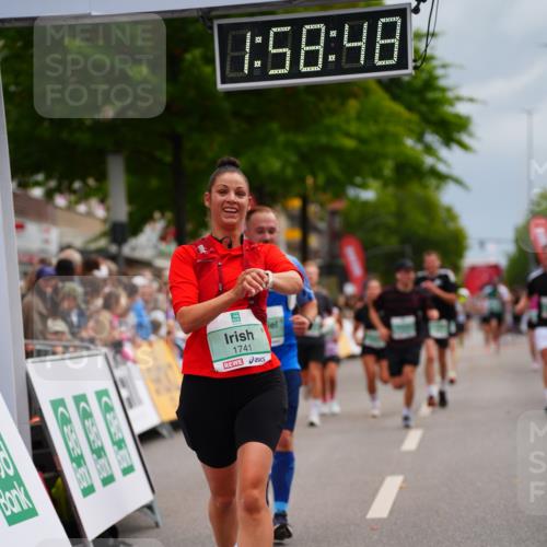 20.09.2026 - PSD Bank Halbmarathon LAZAROV Photography http://msf.ph/oto/10520394 20.09.2026 11:58:48 Ziel 1741, 1795, 1936, 1956, 2290, 3183, 3447, 3490, 4013, 4570, 4572 meine-sportfotos.de