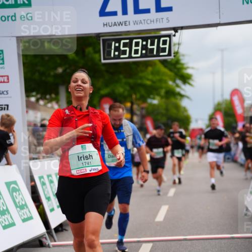 20.09.2026 - PSD Bank Halbmarathon LAZAROV Photography http://msf.ph/oto/10520405 20.09.2026 11:58:49 Ziel 1304, 1741, 1795, 1936, 1956, 2290, 3183, 3447, 3490, 3598, 4013, 4570, 4572 meine-sportfotos.de