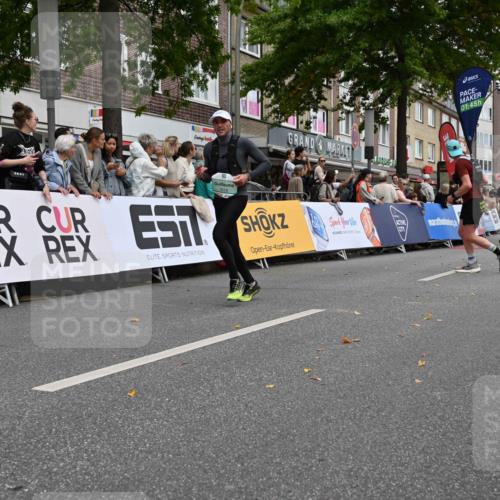 20.09.2026 - PSD Bank Halbmarathon J. Mangold http://msf.ph/oto/10520417 20.09.2026 11:52:46 Ziel 1365, 2528, 3018, 3050, 3505, 4020, 4230, 4451, 4757 meine-sportfotos.de