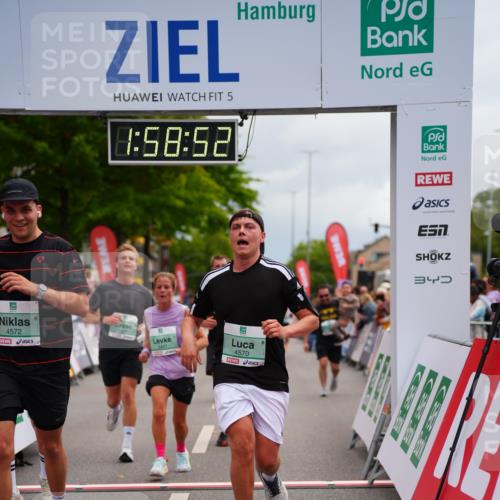 20.09.2026 - PSD Bank Halbmarathon LAZAROV Photography http://msf.ph/oto/10520425 20.09.2026 11:58:52 Ziel 1035, 1251, 1304, 1741, 1795, 1936, 2290, 3447, 3598, 4013, 4355, 4570, 4572 meine-sportfotos.de