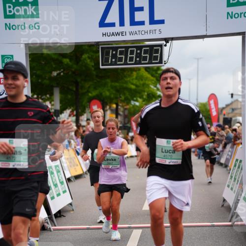 20.09.2026 - PSD Bank Halbmarathon LAZAROV Photography http://msf.ph/oto/10520428 20.09.2026 11:58:52 Ziel 1035, 1251, 1304, 1741, 1795, 1936, 2290, 3447, 3598, 4013, 4355, 4570, 4572 meine-sportfotos.de