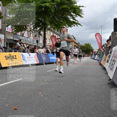 20.09.2026 - PSD Bank Halbmarathon J. Mangold http://msf.ph/oto/10520446 20.09.2026 11:52:53 Ziel 1365, 2528, 2870, 3041, 3050, 3371, 3505, 4020, 4451, 4624, 4757 meine-sportfotos.de