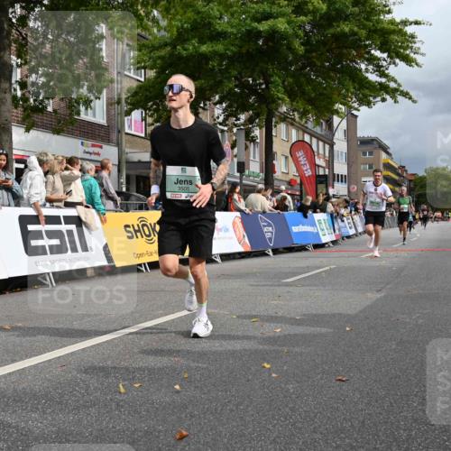 20.09.2026 - PSD Bank Halbmarathon J. Mangold http://msf.ph/oto/10520453 20.09.2026 11:52:54 Ziel 1365, 2528, 2870, 3041, 3050, 3371, 3505, 4020, 4451, 4624, 4757 meine-sportfotos.de
