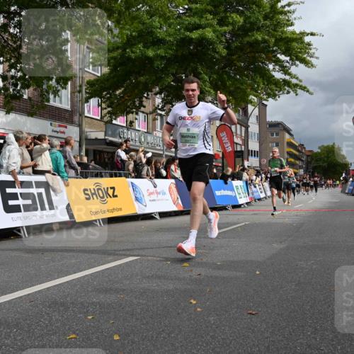 20.09.2026 - PSD Bank Halbmarathon J. Mangold http://msf.ph/oto/10520460 20.09.2026 11:52:56 Ziel 2870, 3041, 3371, 3505, 4624, 4757 meine-sportfotos.de