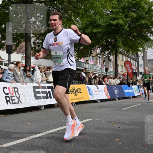 20.09.2026 - PSD Bank Halbmarathon J. Mangold http://msf.ph/oto/10520464 20.09.2026 11:52:56 Ziel 2870, 3041, 3371, 3505, 4624, 4757 meine-sportfotos.de