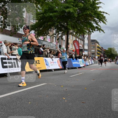 20.09.2026 - PSD Bank Halbmarathon J. Mangold http://msf.ph/oto/10520484 20.09.2026 11:53:01 Ziel 1046, 1666, 1701, 2286, 2650, 2870, 3041, 3371, 4624 meine-sportfotos.de
