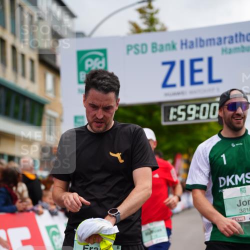 20.09.2026 - PSD Bank Halbmarathon LAZAROV Photography http://msf.ph/oto/10520485 20.09.2026 11:59:00 Ziel 1035, 1251, 1304, 3447, 3598, 3718, 3810, 4029, 4355, 4694, 4738 meine-sportfotos.de