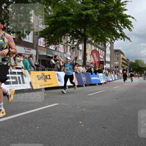 20.09.2026 - PSD Bank Halbmarathon J. Mangold http://msf.ph/oto/10520488 20.09.2026 11:53:01 Ziel 1046, 1666, 1701, 2286, 2650, 2870, 3041, 3371, 4624 meine-sportfotos.de
