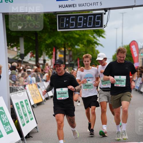 20.09.2026 - PSD Bank Halbmarathon LAZAROV Photography http://msf.ph/oto/10520519 20.09.2026 11:59:05 Ziel 1197, 1778, 2050, 2185, 3112, 3467, 3718, 3810, 3940, 4029, 4223, 4694, 4738 meine-sportfotos.de